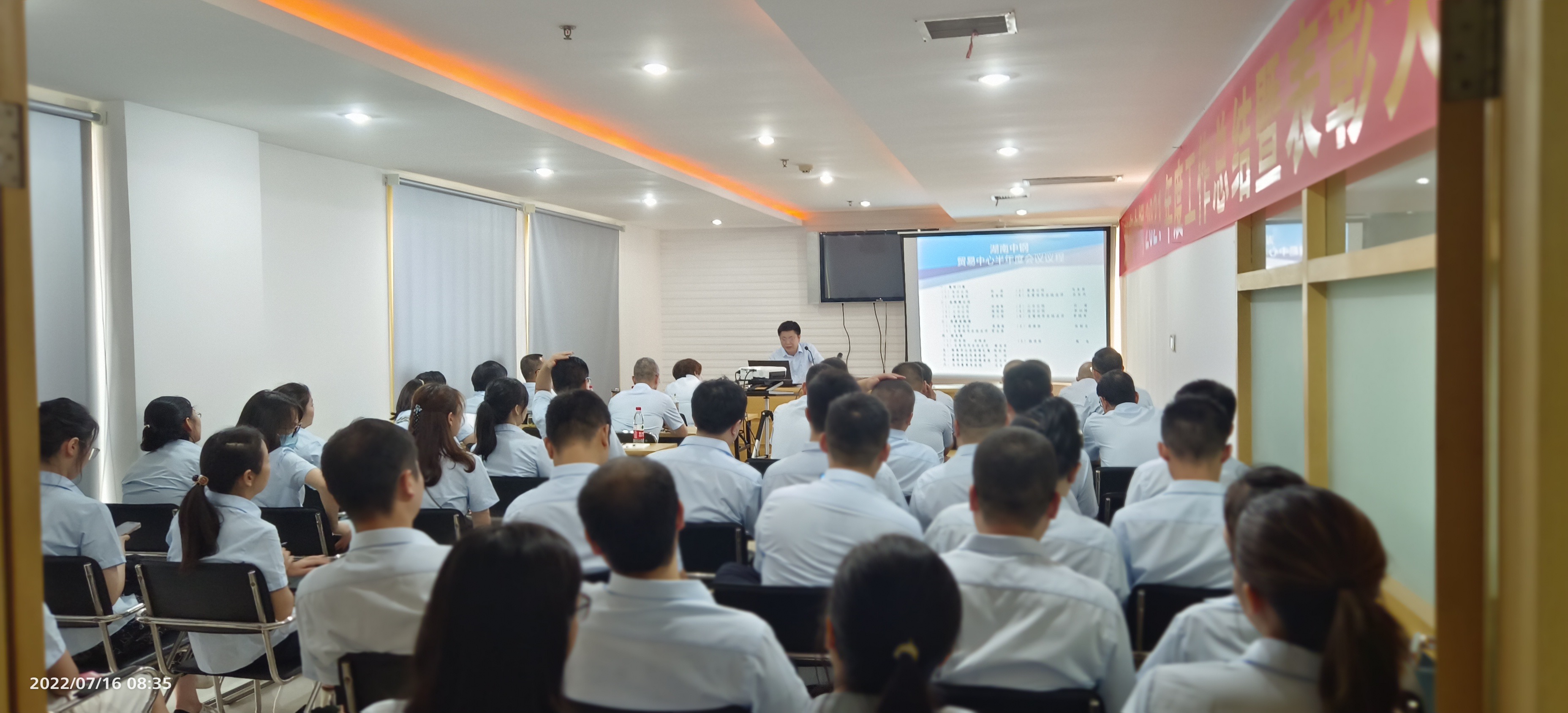 121f11e0-ac9a-4bad-afb2-993cf243b0bd