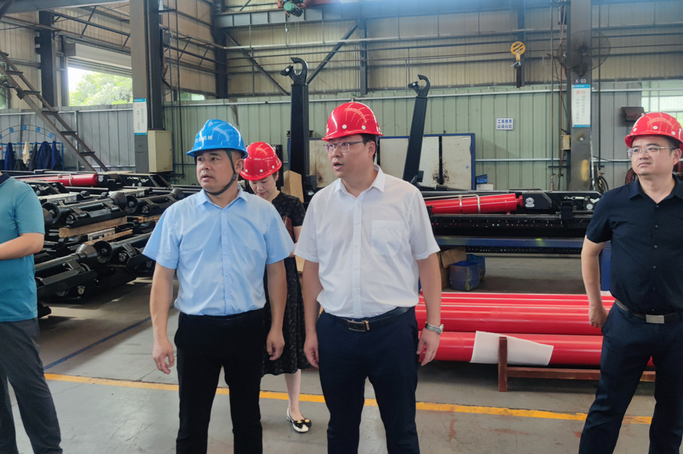 55171370-7026-4c8b-90dd-8913f6e43ce0