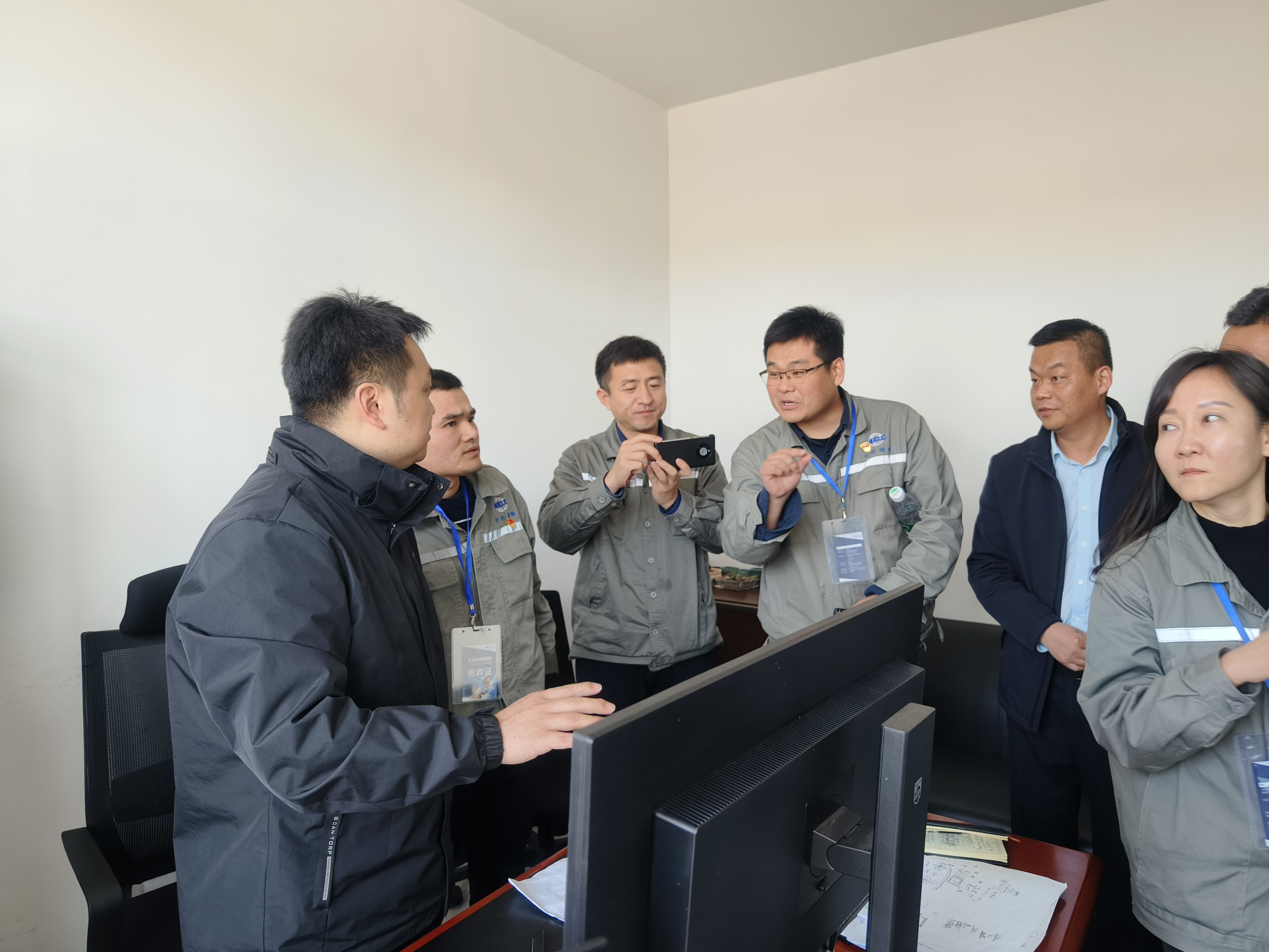 735307c2-f54a-4e64-8d55-9d34132634ca