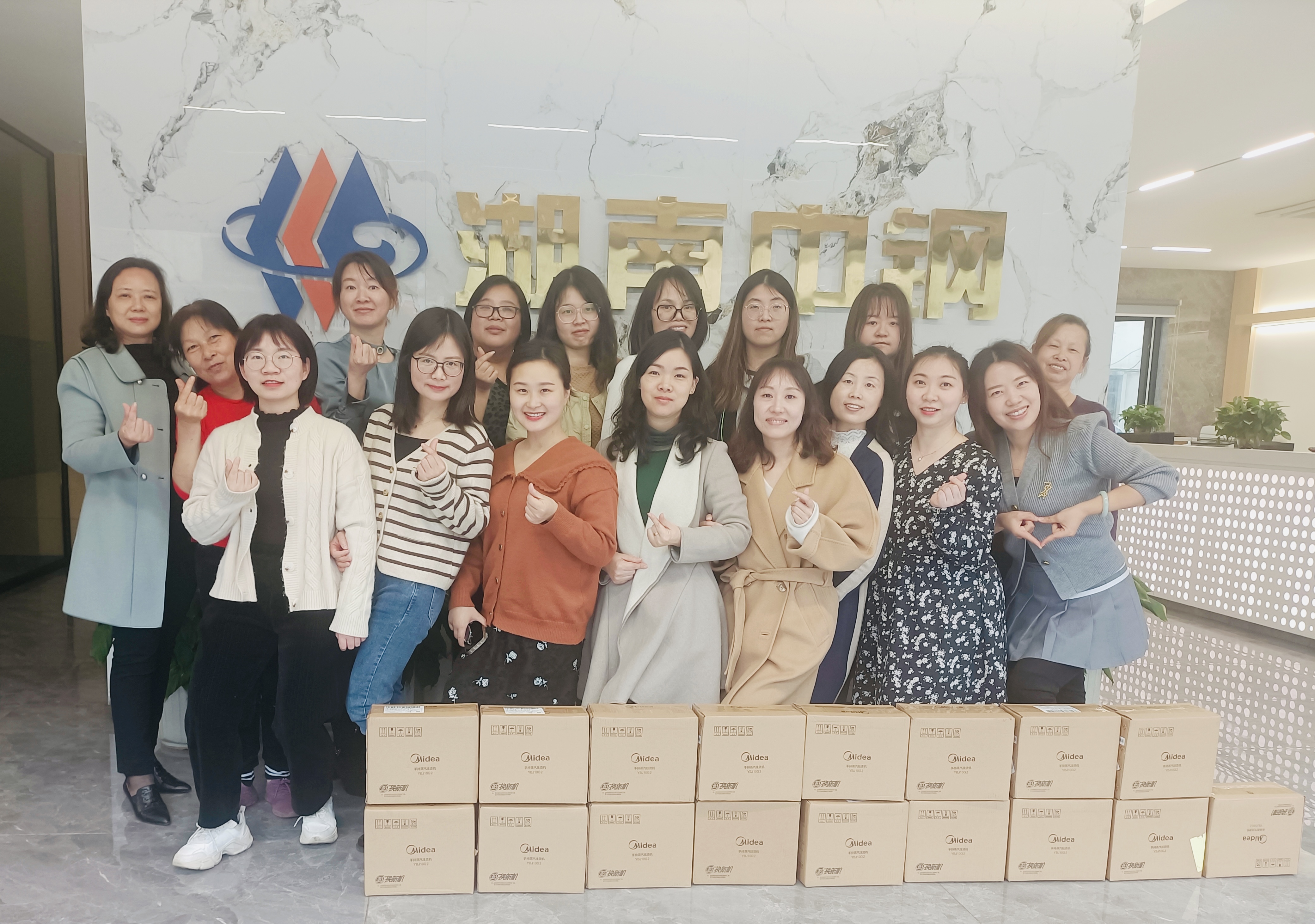 c8fd66e4-4d39-4c93-adab-f7ffcd8e156e