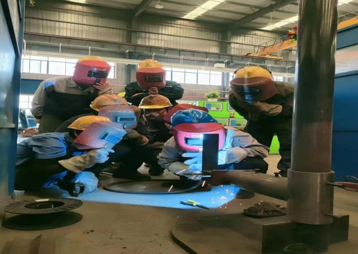 dff260a0-9830-45c9-9d49-92536ad42509