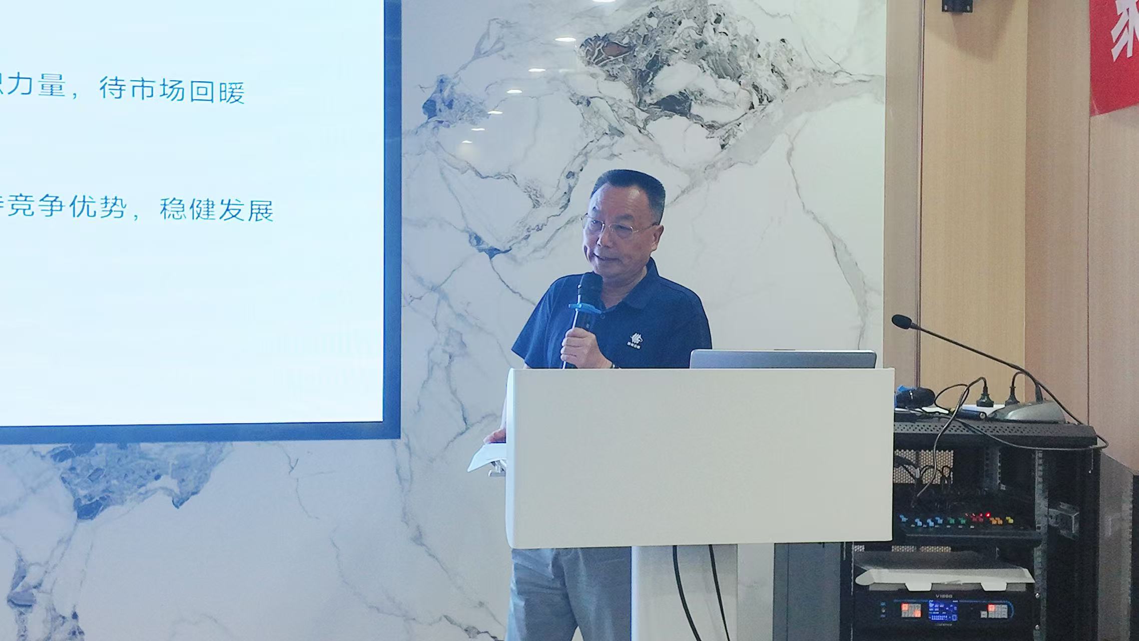 e8f26ead-06f6-467d-85cf-216c2ebd56e5