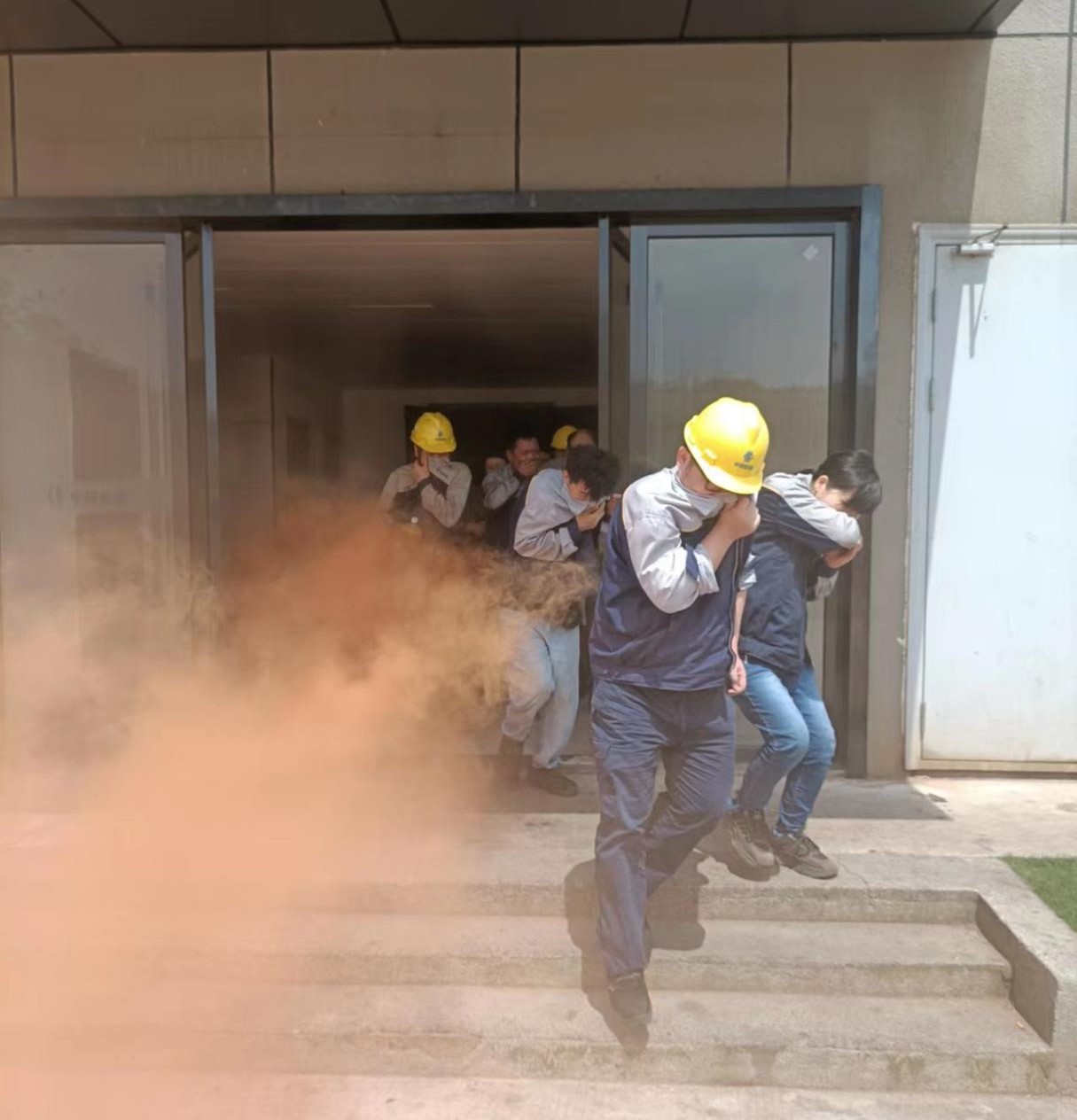 ef235856-e657-4c2f-aa20-24818ac2d176